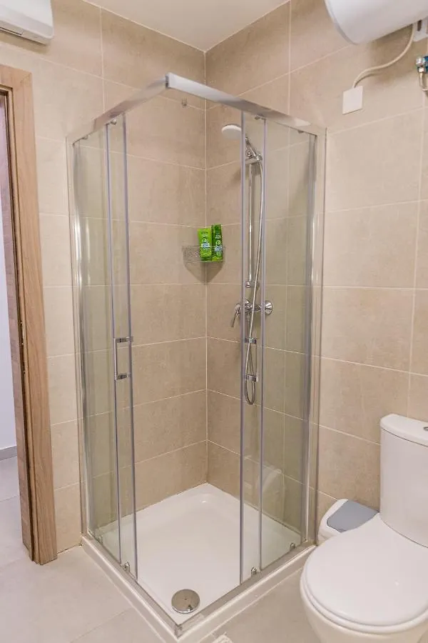 Fancy Modern Apt Sliema - W/ 2Br 0*,  Malta