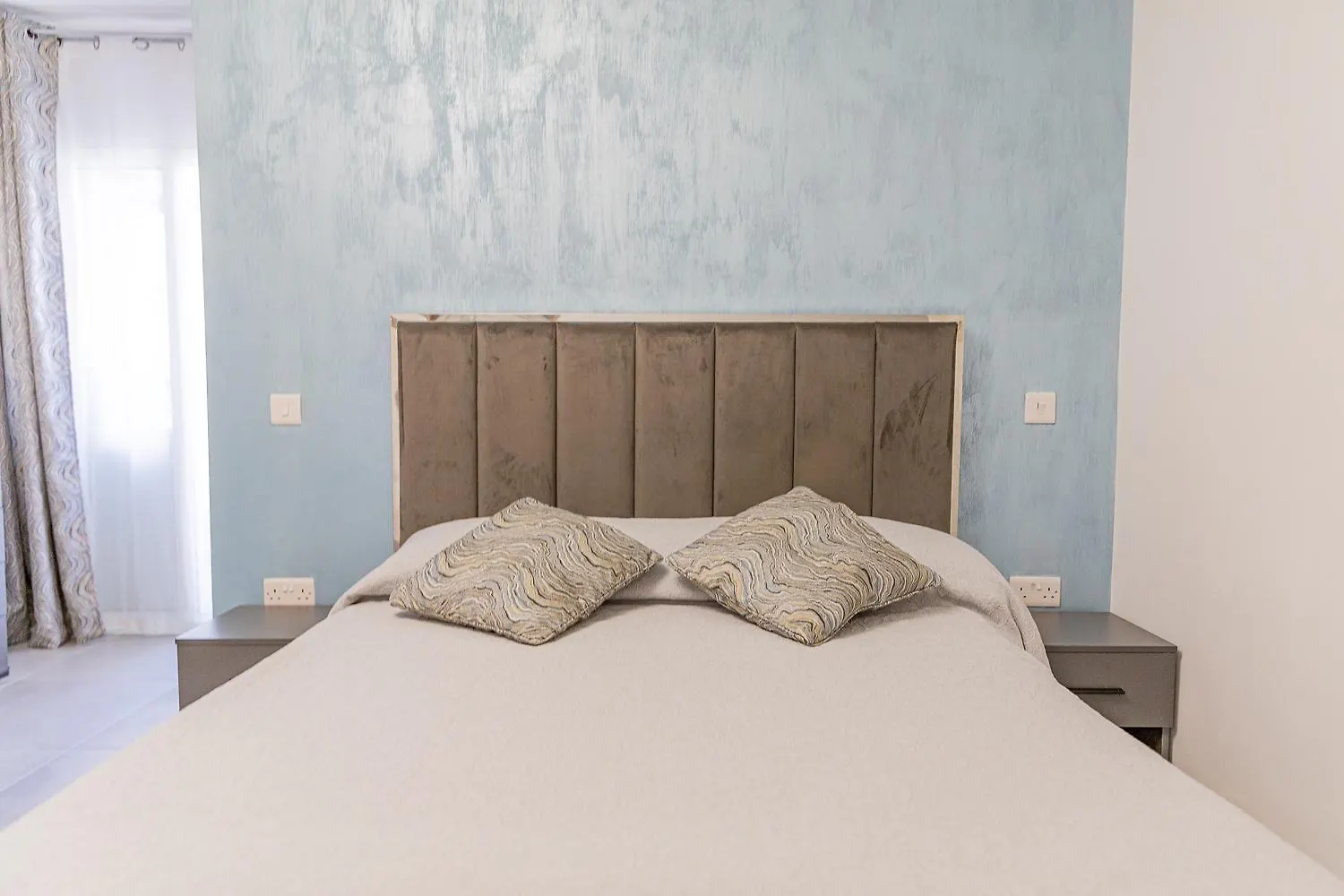 Fancy Modern Apt Sliema - W/ 2Br 0*,  Malta